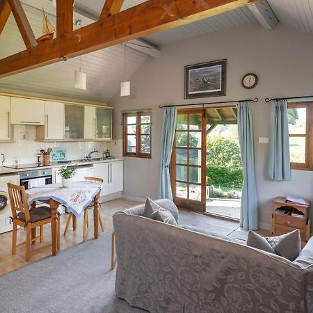 Beautiful Cottage With Stunning Views In Box Box  Ngoại thất bức ảnh